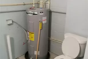 2534 19th St S, Saint Petersburg, FL 33712 - Photo 17