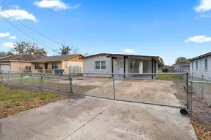 4536 Piedmont St, Orlando, FL 32811 - Photo 1