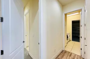 10441 Stapeley Dr, Orlando, FL 32832 - Photo 11