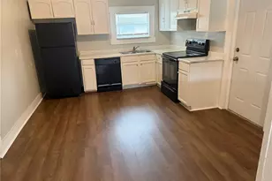 719 E 8th St, Sanford, FL 32771 - Photo 17