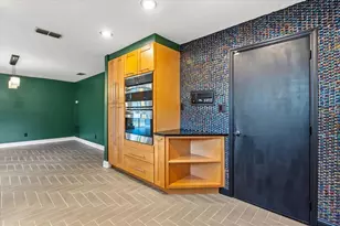 8830 S Shadow Bay Dr, Orlando, FL 32825 - Photo 11