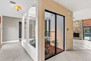 8830 S Shadow Bay Dr, Orlando, FL 32825 - Photo 7