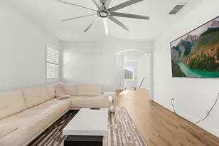 1107 Whitewater Bay Dr, Groveland, FL 34736 - Photo 35