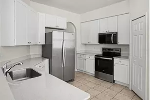 2619 Brigg Ct, Kissimmee, FL 34743 - Photo 9