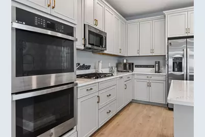 1673 Suttonset Trail, Zephyrhills, FL 33541 - Photo 15