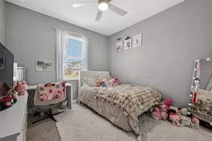 1673 Suttonset Trl, Zephyrhills, FL 33541 - Photo 13