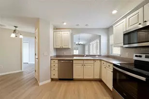 2169 Smoaks St, The Villages, FL 32162 - Photo 9