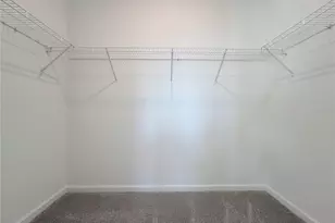 388 Sol Vis Dr, Dundee, FL 33838 - Photo 11