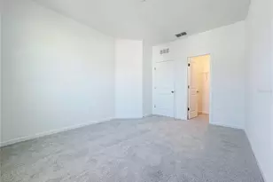 388 Sol Vis Dr, Dundee, FL 33838 - Photo 17