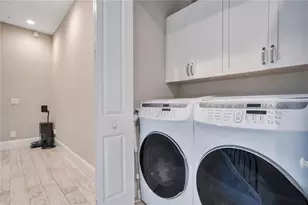 665 Jackson St, Orlando, FL 32801 - Photo 31