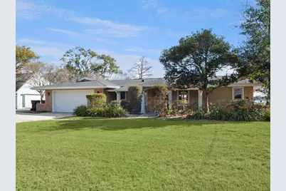 894 W Lake Holden Point, Orlando, FL 32805 - Photo 35