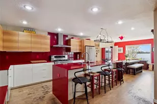 894 W Lake Holden Point, Orlando, FL 32805 - Photo 11