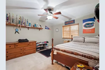 894 W Lake Holden Point, Orlando, FL 32805 - Photo 29