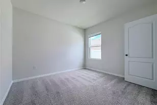 2703 Rowan St, Tavares, FL 32778 - Photo 15