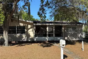 208 Lakedale Dr, Auburndale, FL 33823 - Photo 1