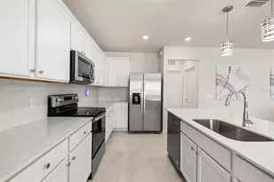 2238 Lovely Ln, Davenport, FL 33896 - Photo 7