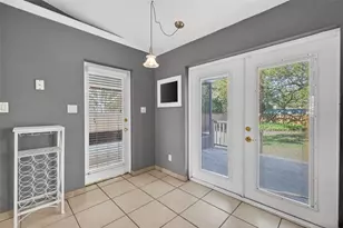 2919 Hargill Dr, Orlando, FL 32806 - Photo 9