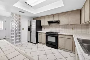 9714 Poplarwood Ct, Orlando, FL 32825 - Photo 9