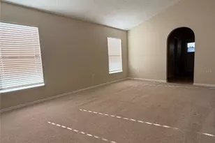 1020 Derbyshire Dr, Kissimmee, FL 34758 - Photo 9