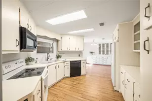 541 Club Ct, Lake Mary, FL 32746 - Photo 5