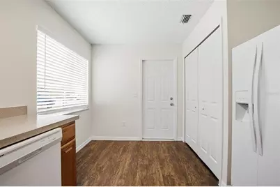 4504 Reynolds Creek Avenue, Plant City, FL 33563 - Photo 11