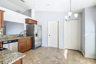 931 Kingfisher Dr, Haines City, FL 33844 - Photo 3