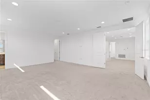 13300 Bromborough Dr, Orlando, FL 32832 - Photo 17