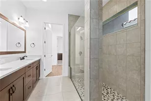 13300 Bromborough Dr, Orlando, FL 32832 - Photo 9