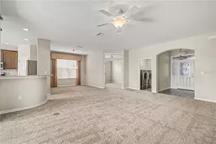 27014 Camerons Run, Leesburg, FL 34748 - Photo 7