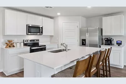 3389 Wakefield Drive, Haines City, FL 33844 - Photo 9