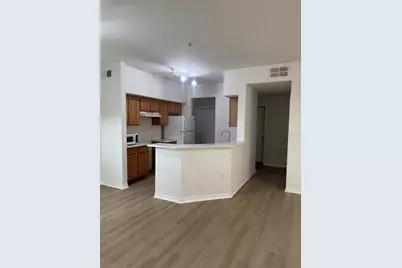 6025 Westgate Drive #2518, Orlando, FL 32835 - Photo 5