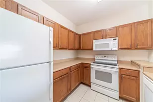 8225 Claire Ann Dr, Orlando, FL 32825 - Photo 11