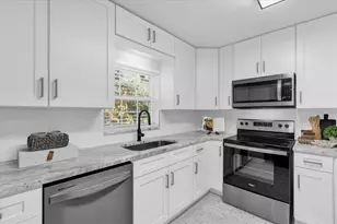 1028 Lake Bell Dr, Winter Park, FL 32789 - Photo 7