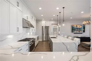 13779 Abberwick Dr, Orlando, FL 32832 - Photo 9