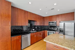 155 S Court Ave, Orlando, FL 32801 - Photo 7