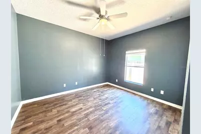 1044 Longville Circle, Tavares, FL 32778 - Photo 17