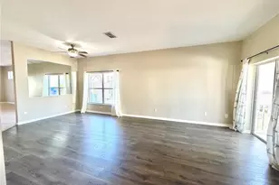 1044 Longville Cir, Tavares, FL 32778 - Photo 15