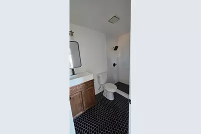 6321 Royal Woods Drive, Fort Myers, FL 33908 - Photo 9