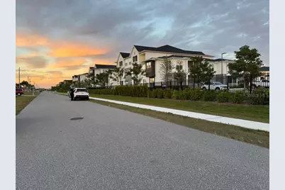 410 SW 15th Place, Cape Coral, FL 33991 - Photo 5