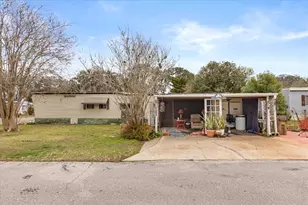 1960 Pinewood Ln, Mount Dora, FL 32757 - Photo 7
