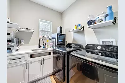 2720 S Shine Avenue, Orlando, FL 32806 - Photo 35