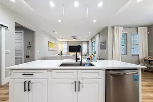 2720 S Shine Ave, Orlando, FL 32806 - Photo 9