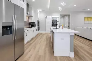 2720 S Shine Ave, Orlando, FL 32806 - Photo 11