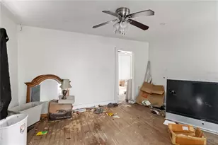 2014 Hemlock St, Tampa, FL 33605 - Photo 3