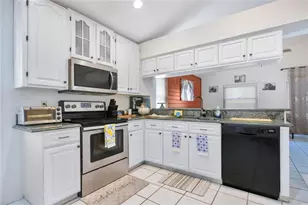 4133 Barret Ave, Plant City, FL 33566 - Photo 9