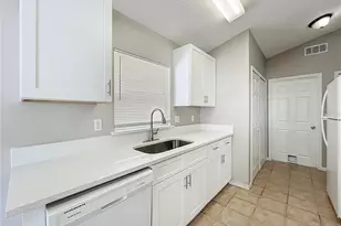 5626 Elizabeth Rose Square, Orlando, FL 32810 - Photo 13