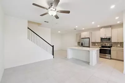 14235 Kellogg Avenue, Orlando, FL 32827 - Photo 3