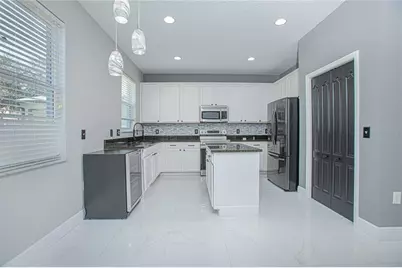 13141 Moss Park Ridge Drive, Orlando, FL 32832 - Photo 9