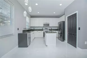 13141 Moss Park Ridge Dr, Orlando, FL 32832 - Photo 9