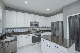 13141 Moss Park Ridge Dr, Orlando, FL 32832 - Photo 11